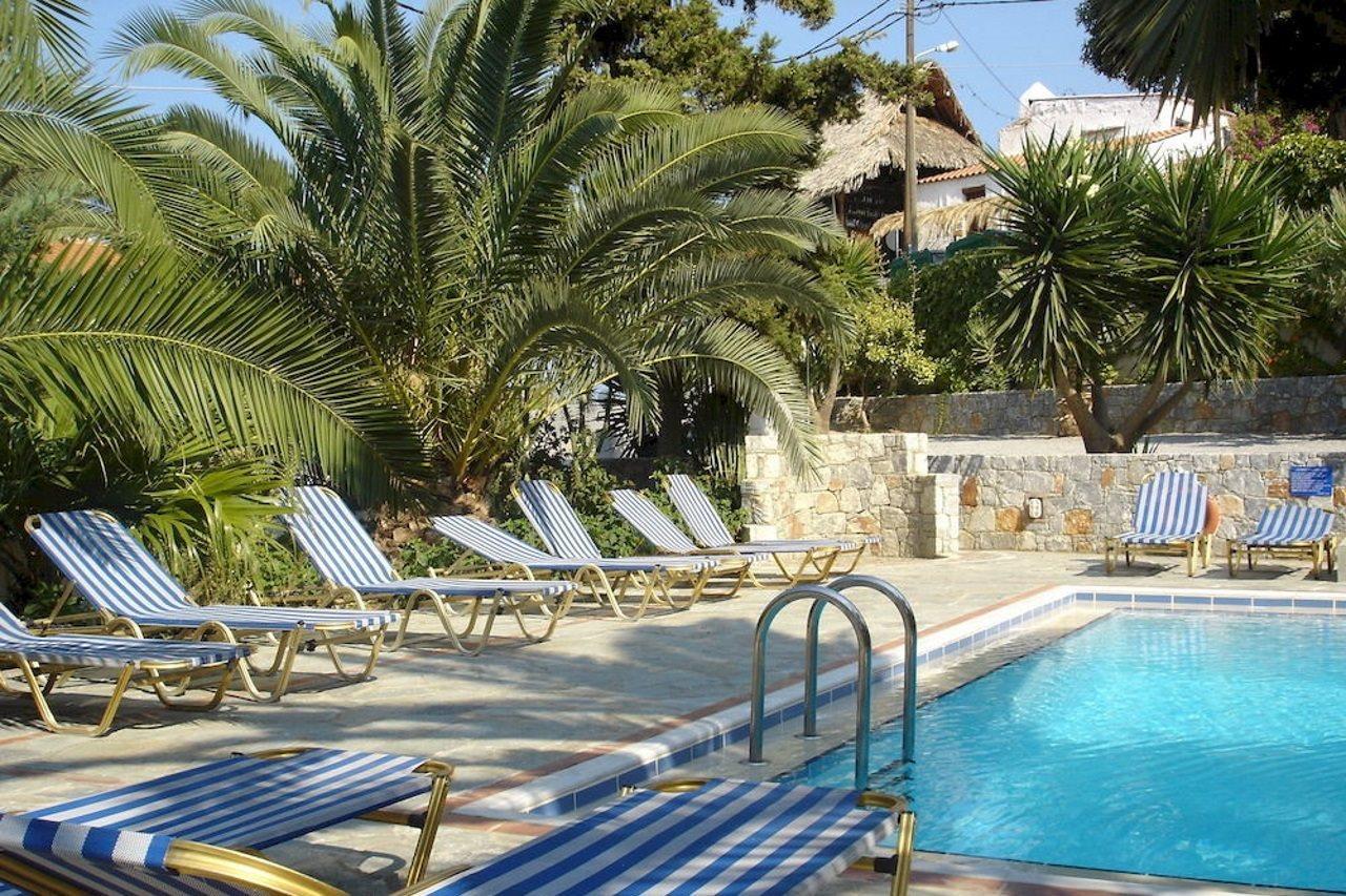 Maria Hotel apartamentowy Platanés